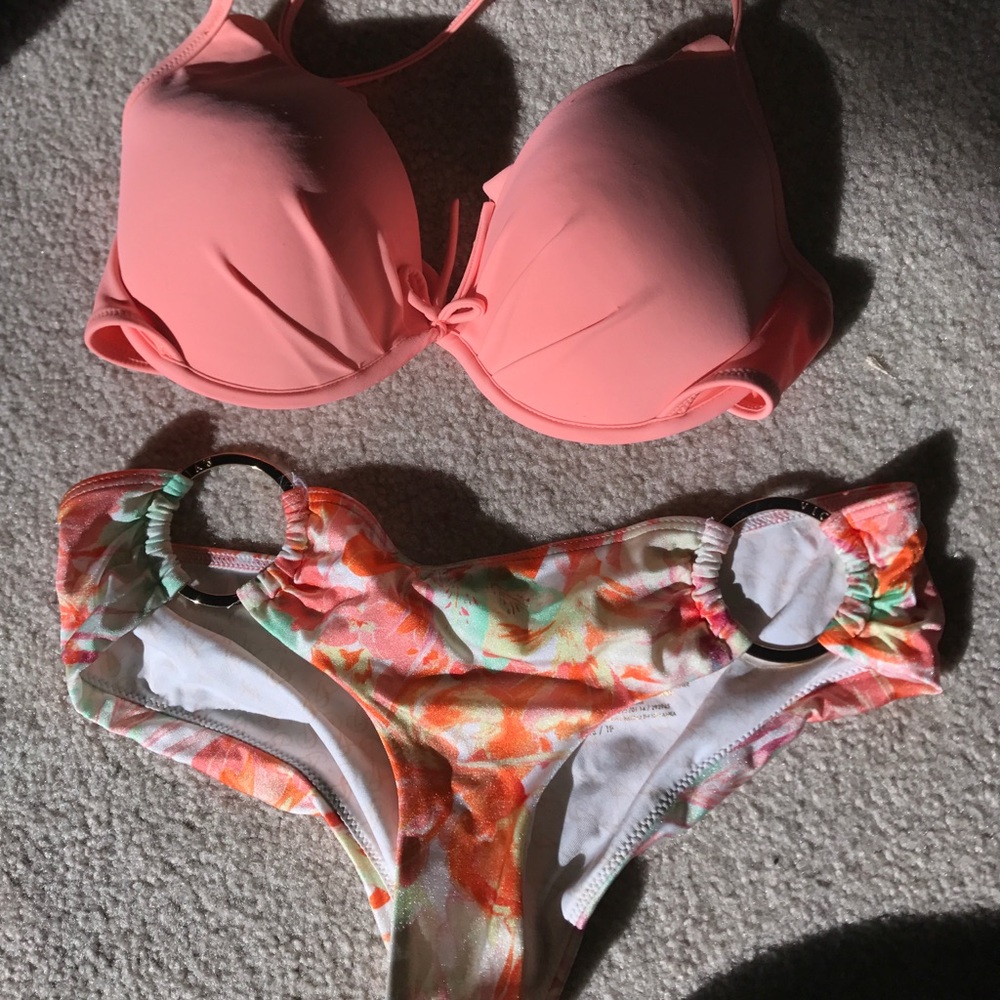 Coral VS bikini top and floral bottoms